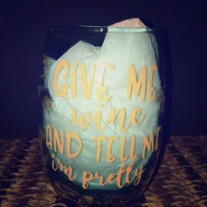 Stemless Wine Glasses with vinyl.
